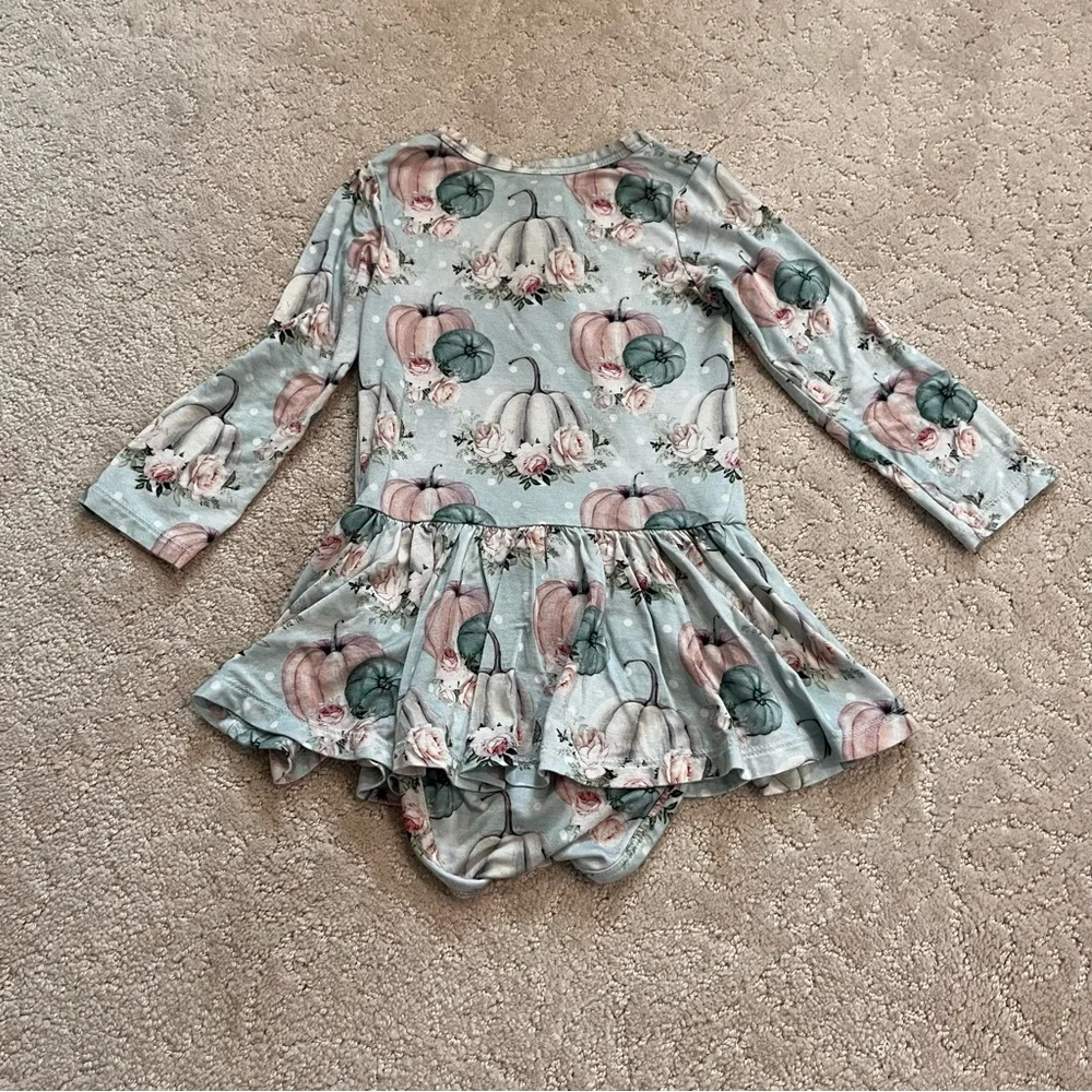 Posh Peanut “Jackie” Twirl Bodysuit Size 18-24 Month